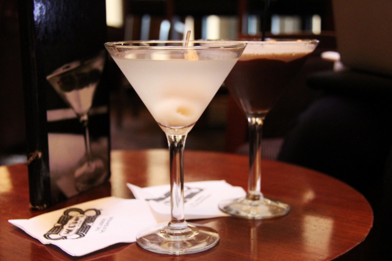 brasserie-GONFARON-min_martini_bar_lychee_chocolate_alcohol_liquor_happy_hour_happy-910161